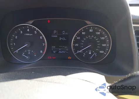 2017 Hyundai Elantra Se z USA, uszkodzony, nr VIN KMHD84LF3HU151111